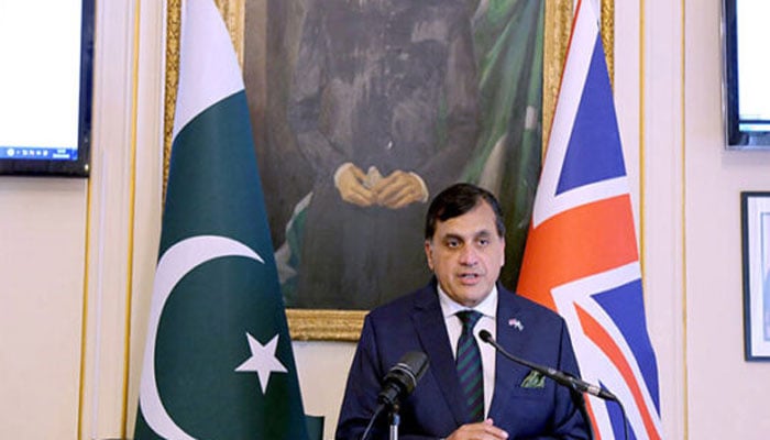 برطانیہ میں پاکستان کے ہائی کمشنر ڈاکٹر محمد فیصل—فائل فوٹو