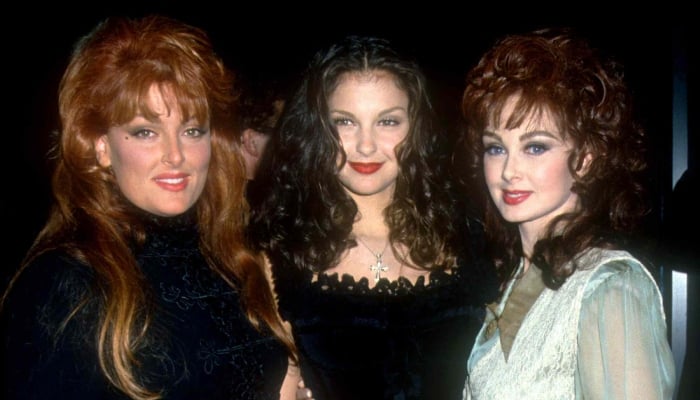 Photo: Naomi Judds daughters Wynonna, Ashley talk about compassion post mothers death